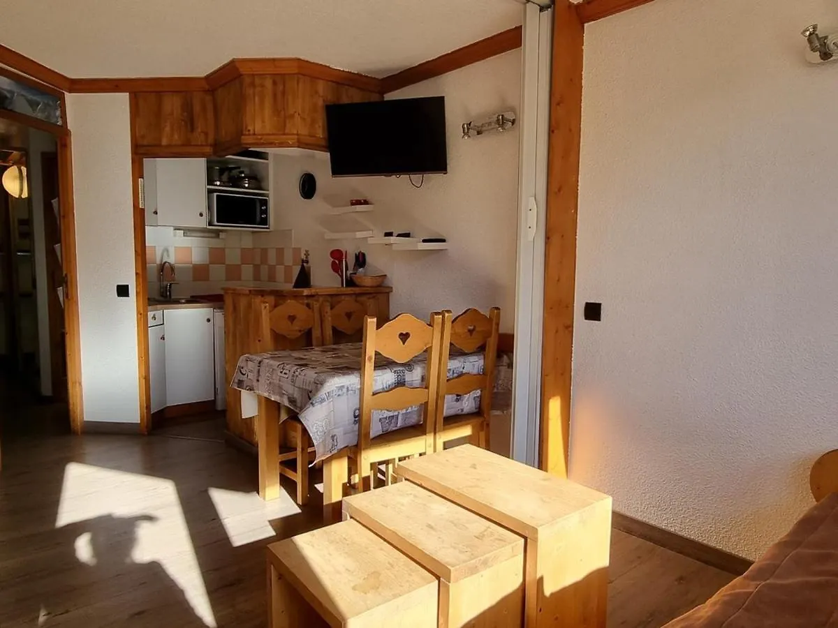 Studio Cosy Sur Les Pistes Avec Balcon - Fr-1-181-2581 La Plagne Apartment